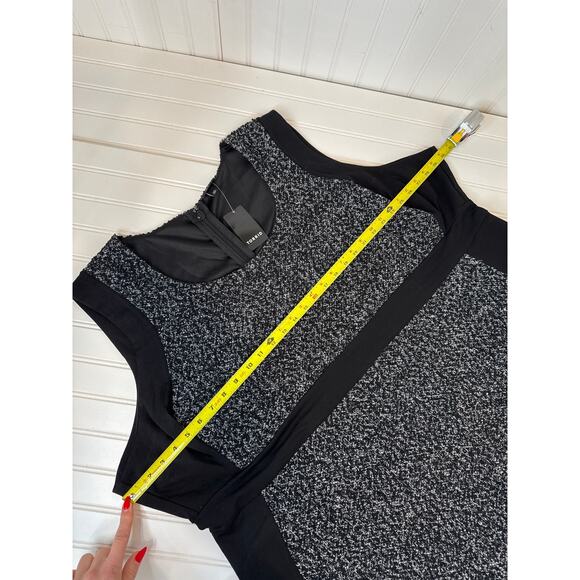 NWT Torrid At The Knee Boucle Contoured Panel Dress Grey Black Plus Size 30 - Picture 4 of 7